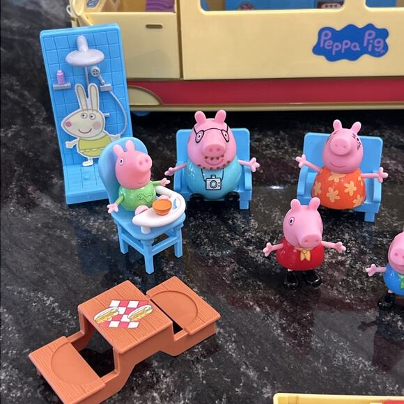 Peppa Pig Transforming Camper Van RV Playset w/ Sounds  Peppa Pig Transforming Camper Van RV Playset Figurines w/ Sounds Tested